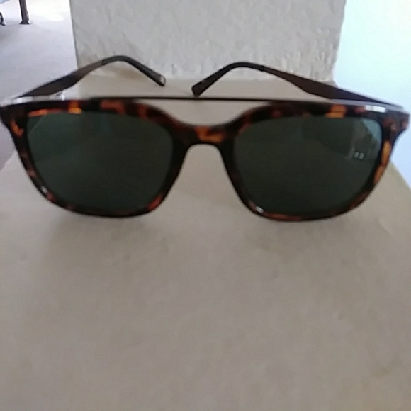 Nine West Accessories - Nine West sunglasses.
